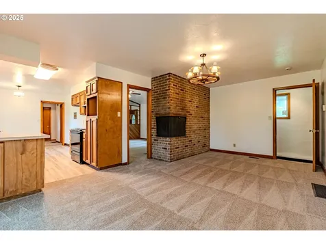 1259 NE Lincoln Street Hillsboro OR 97124