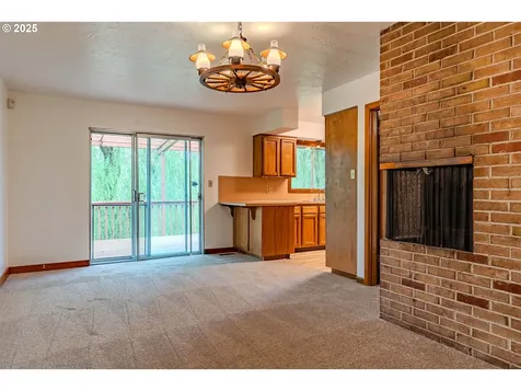 1259 NE Lincoln Street Hillsboro OR 97124