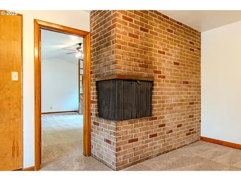 1259 NE Lincoln Street Hillsboro OR 97124