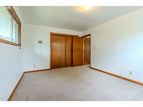 1259 NE Lincoln Street Hillsboro OR 97124
