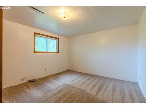 1259 NE Lincoln Street Hillsboro OR 97124