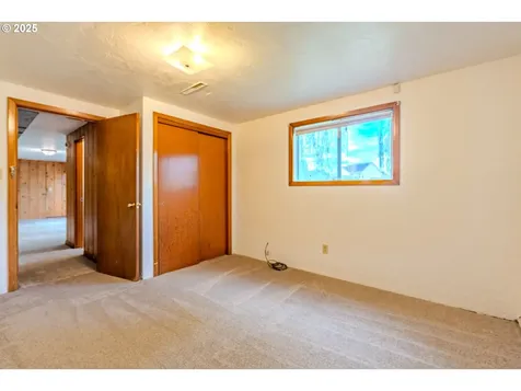 1259 NE Lincoln Street Hillsboro OR 97124