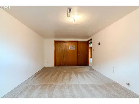 1259 NE Lincoln Street Hillsboro OR 97124