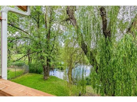 1259 NE Lincoln Street Hillsboro OR 97124