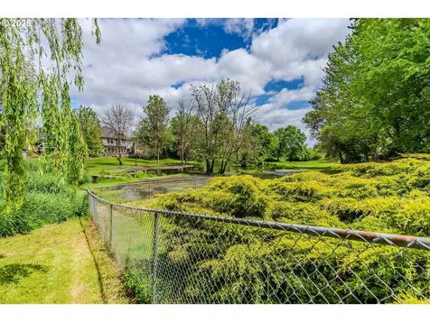 1259 NE Lincoln Street Hillsboro OR 97124