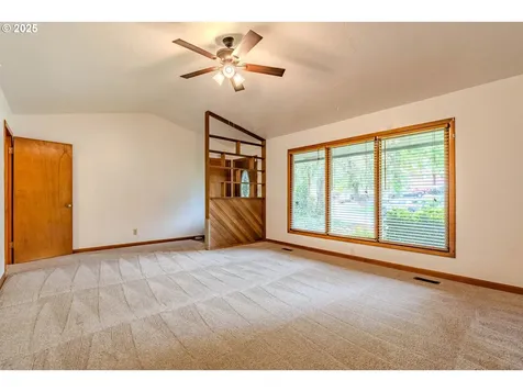 1259 NE Lincoln Street Hillsboro OR 97124