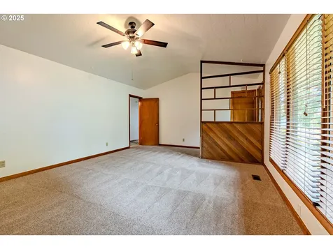 1259 NE Lincoln Street Hillsboro OR 97124