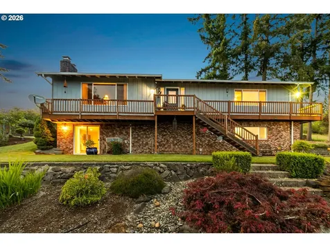 27 Jones Road Kelso WA 98626
