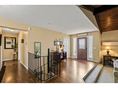 27 Jones Road Kelso WA 98626