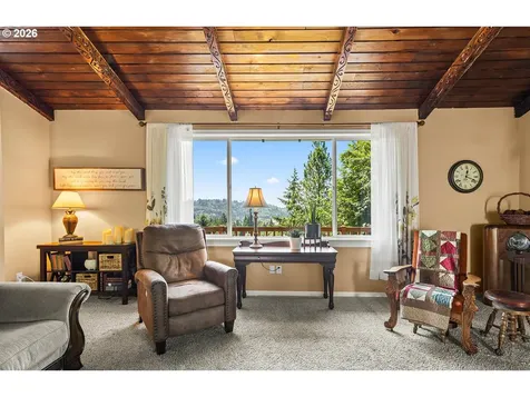 27 Jones Road Kelso WA 98626
