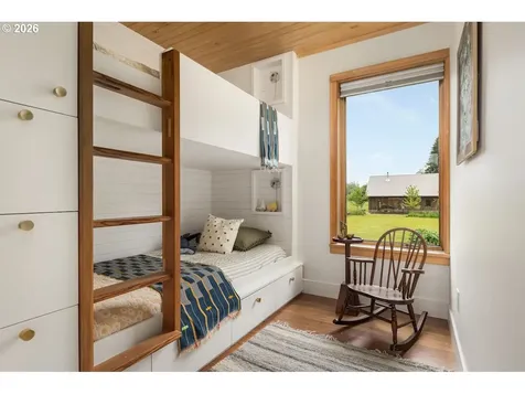 14765 NW Gillihan Road Portland OR 97231