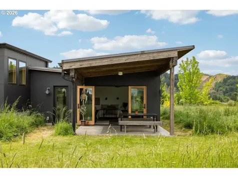 14765 NW Gillihan Road Portland OR 97231