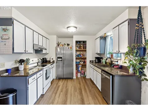 2133 NW Watters Street Roseburg OR 97471