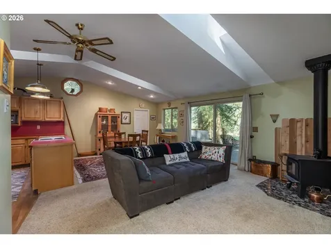 10265 Ridge View Terrace Birkenfeld OR 97016