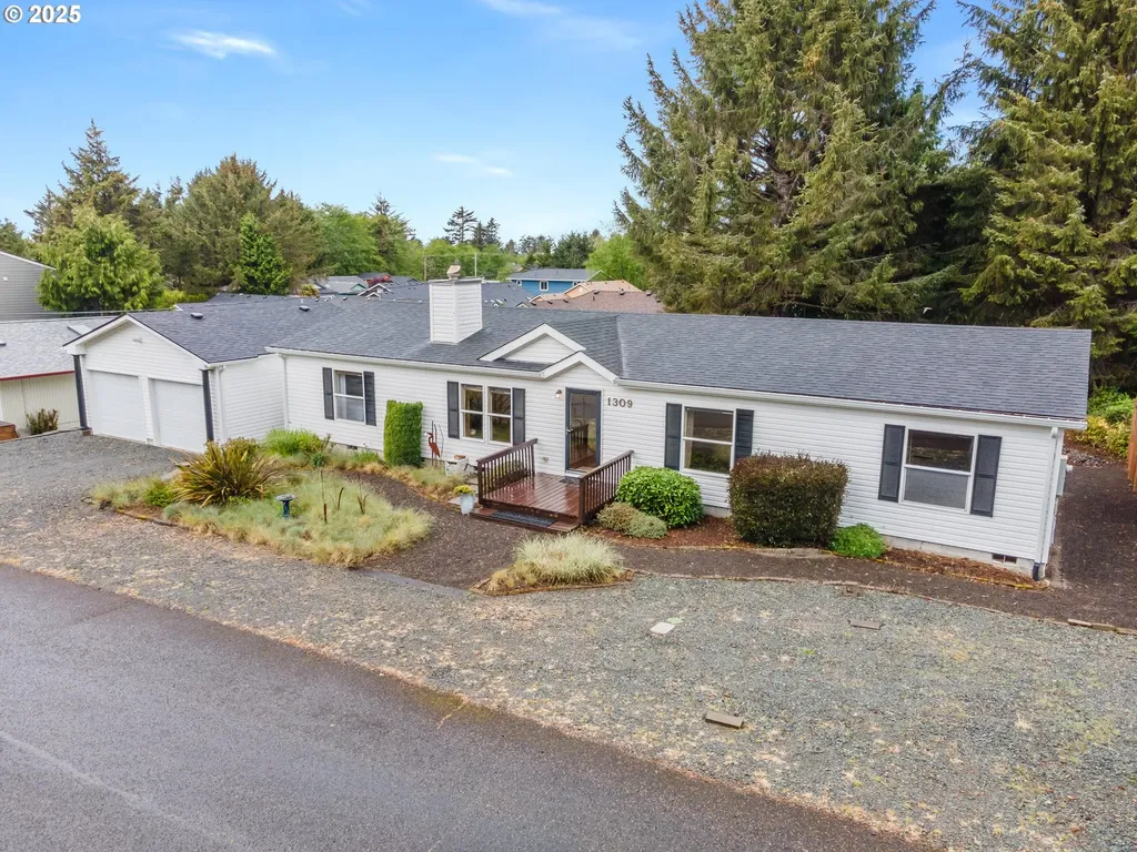 1309 Nehalem Avenue Rockaway Beach OR 97136