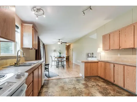 1309 Nehalem Avenue Rockaway Beach OR 97136