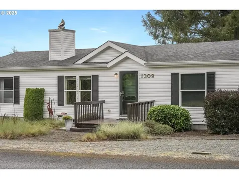 1309 Nehalem Avenue Rockaway Beach OR 97136