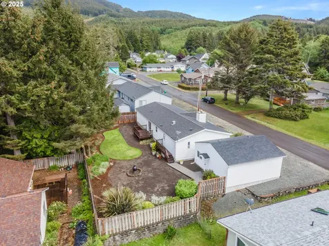1309 Nehalem Avenue Rockaway Beach OR 97136