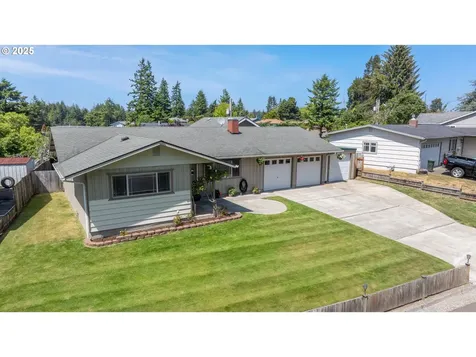 3840 Vista Drive North Bend OR 97459