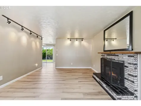 3840 Vista Drive North Bend OR 97459