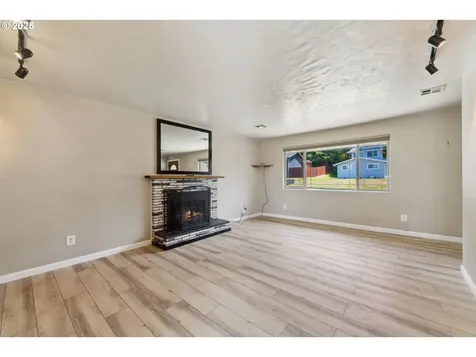 3840 Vista Drive North Bend OR 97459
