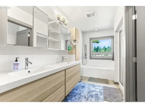 31708 NE Wand Road Troutdale OR 97060