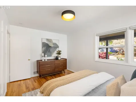 5616 SW Idaho Street Portland OR 97221