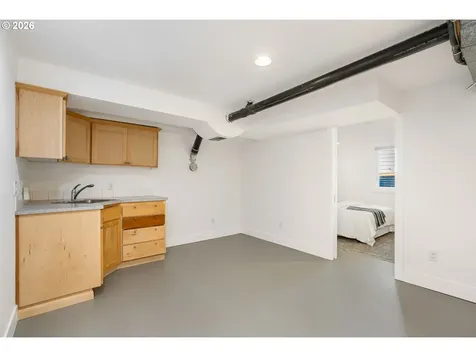 5616 SW Idaho Street Portland OR 97221