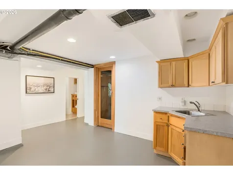 5616 SW Idaho Street Portland OR 97221