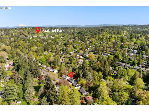 5616 SW Idaho Street Portland OR 97221