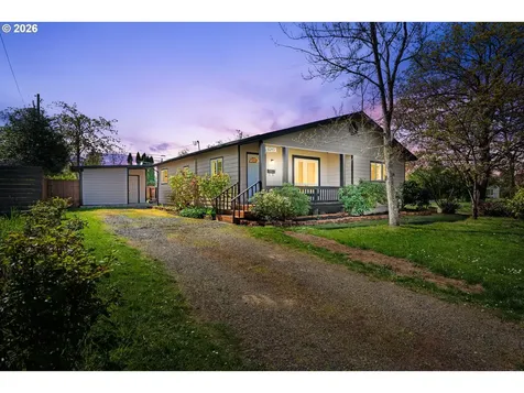 1043 F Street Springfield OR 97477