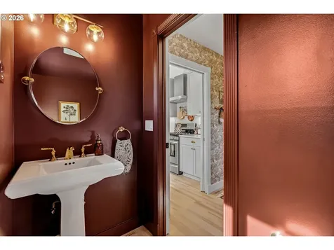 10455 SW Ridgeview Lane Portland OR 97219