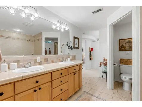10455 SW Ridgeview Lane Portland OR 97219