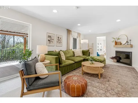 10455 SW Ridgeview Lane Portland OR 97219
