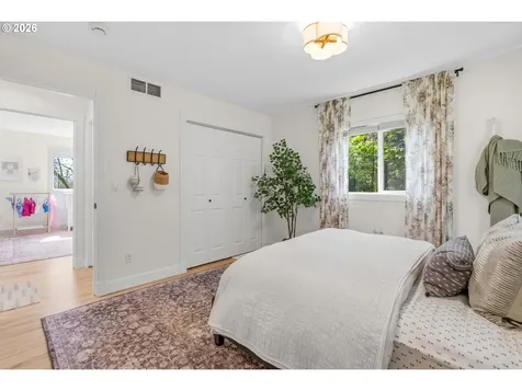 10455 SW Ridgeview Lane Portland OR 97219