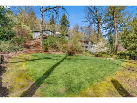 10455 SW Ridgeview Lane Portland OR 97219