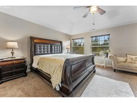 6338 SE Dunbar Drive Portland OR 97236