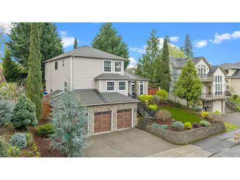 6338 SE Dunbar Drive Portland OR 97236