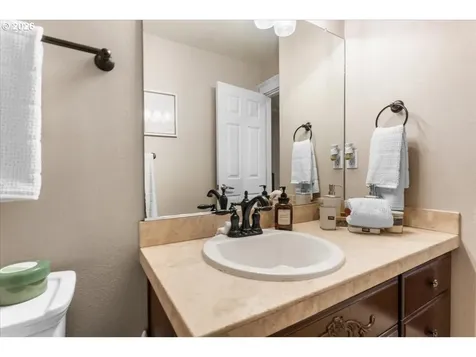 6338 SE Dunbar Drive Portland OR 97236