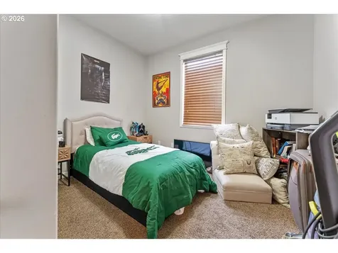 6338 SE Dunbar Drive Portland OR 97236