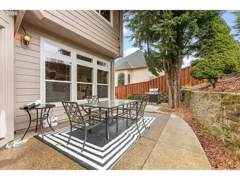 6338 SE Dunbar Drive Portland OR 97236