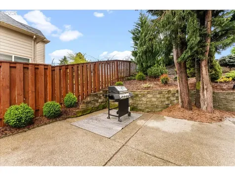 6338 SE Dunbar Drive Portland OR 97236
