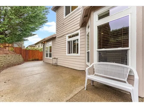 6338 SE Dunbar Drive Portland OR 97236