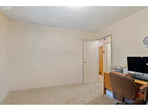 380 SE Quay Avenue Lincoln City OR 97367