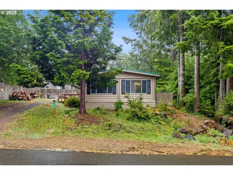 380 SE Quay Avenue Lincoln City OR 97367