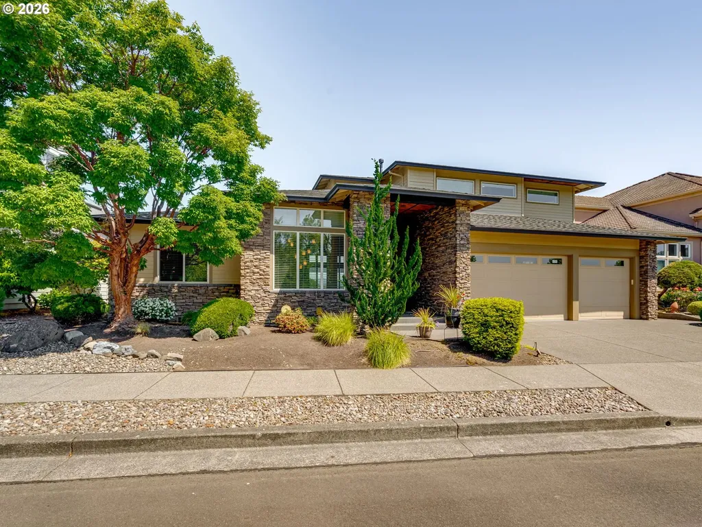 4066 NE Fairview Lake Way Fairview OR 97024