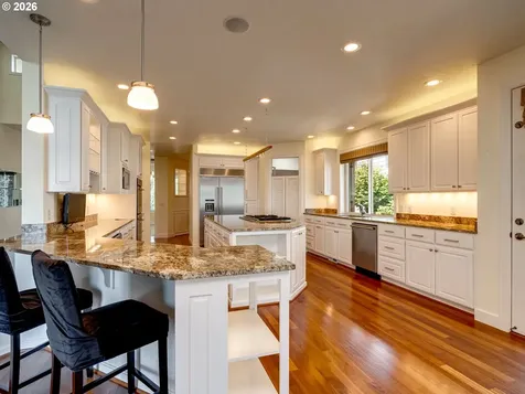 4066 NE Fairview Lake Way Fairview OR 97024