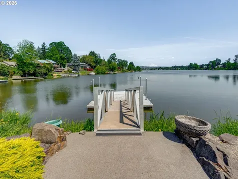 4066 NE Fairview Lake Way Fairview OR 97024