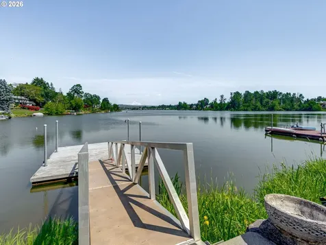 4066 NE Fairview Lake Way Fairview OR 97024