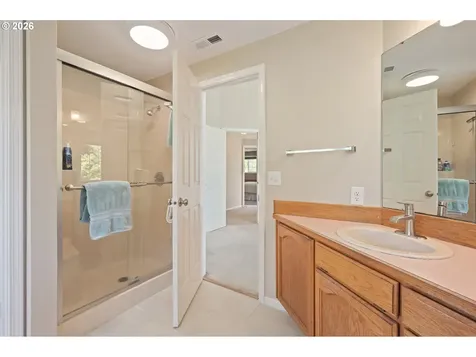 1798 Duke Court Eugene OR 97401